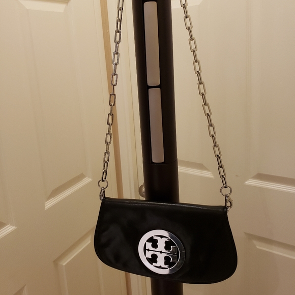 Tory Burch black leather folding crossbody bag - Picture 1 of 7